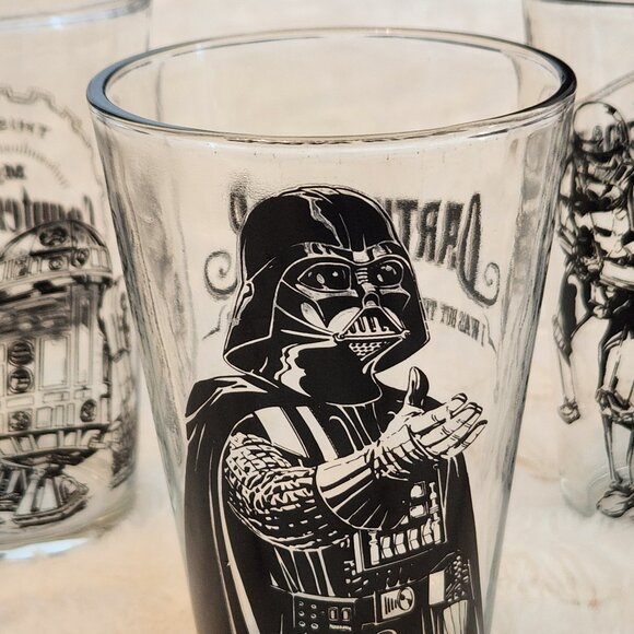 Star Wars 3-Pint Glass Set (Darth Vader, Stormtrooper & C3PO & R2-D2), Decor - Picture 5 of 11